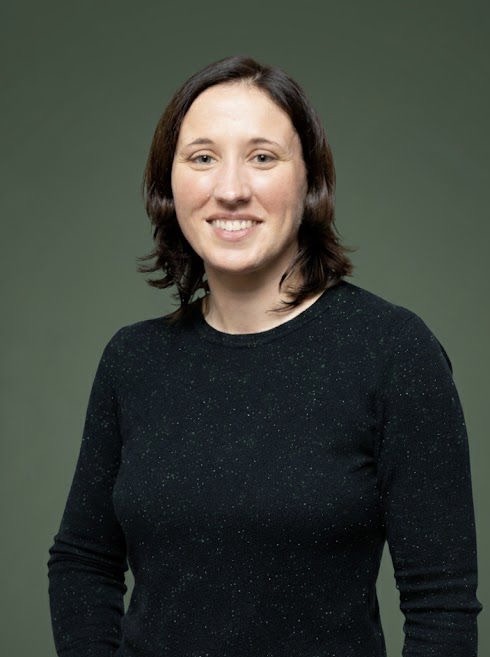 Photo de la directrice de la Micro crèche de Hallencourt